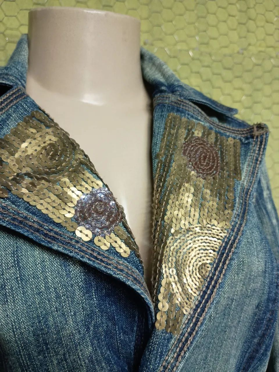 Casaco/Vestido Jeans Feminino com Detalhes Bordados - Foto 2