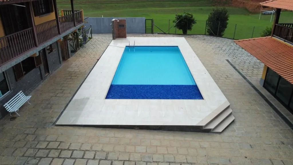 Posse - Sítio com 2 casas com 4 quartos, piscina etc. Oportunidade! - Foto 3
