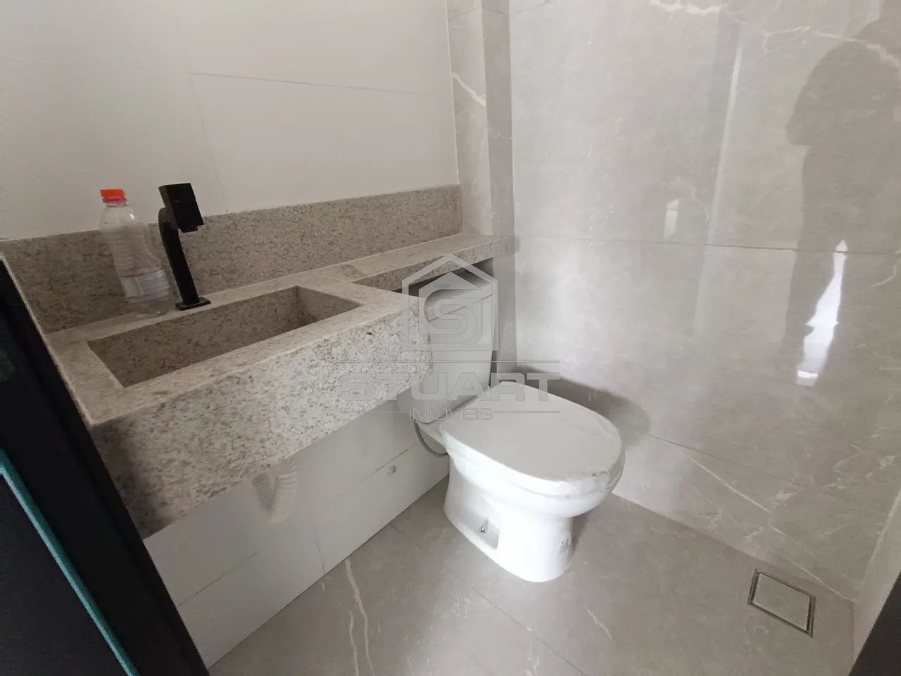 Casa com 2 suítes e 2 vagas no Planalto!! - Foto 3