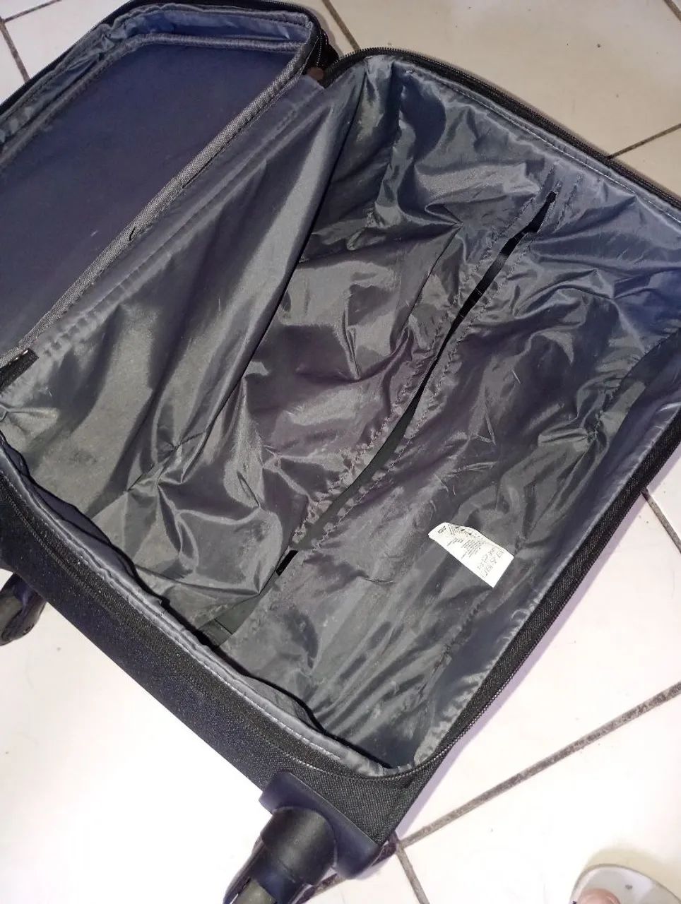 Mala de Viagem American Tourister - Funcional e Resistente  - Foto 3