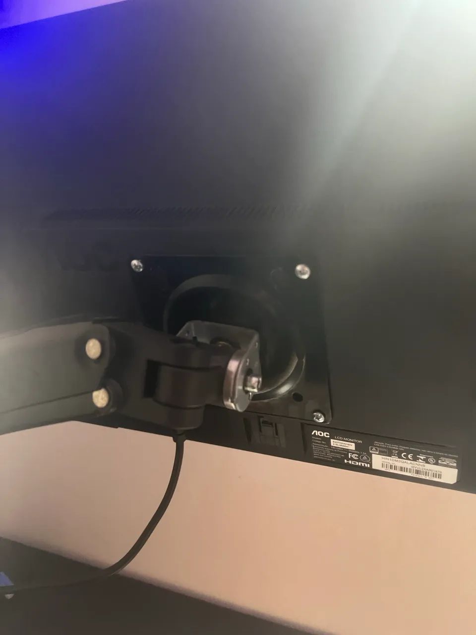 Monitor e Braço Articulado - Impecável  - Foto 3