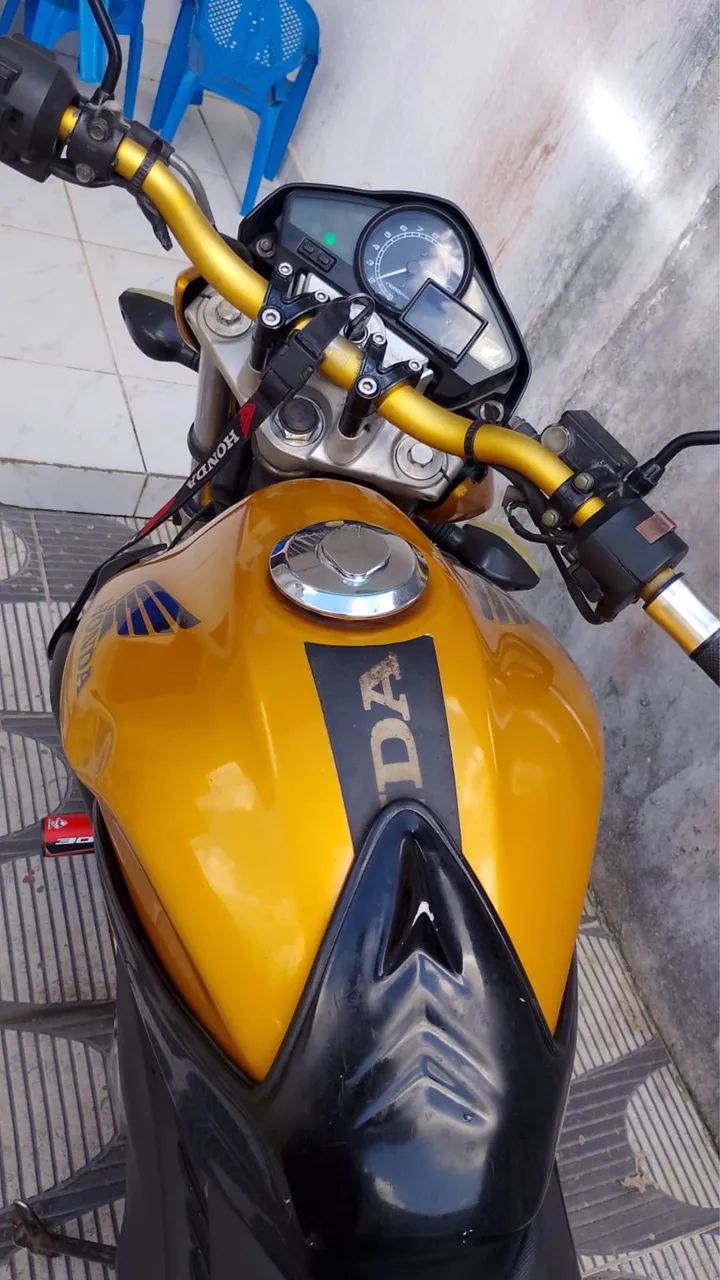 VENDO CB 300 2011 - Foto 2