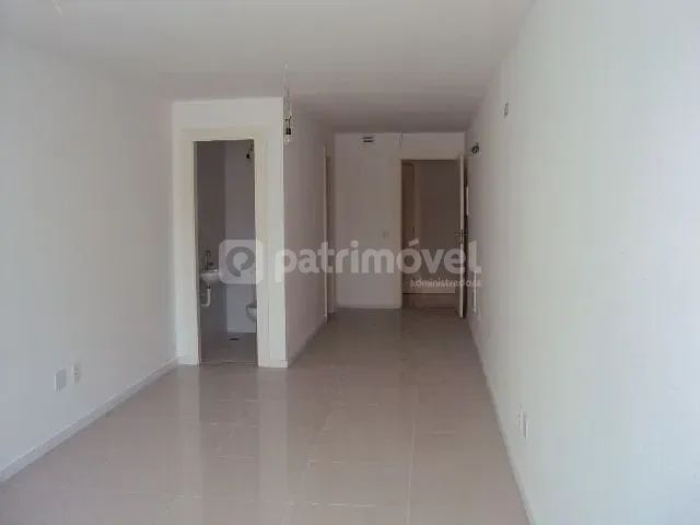 Sala comercial para a venda no bairro de São Conrado