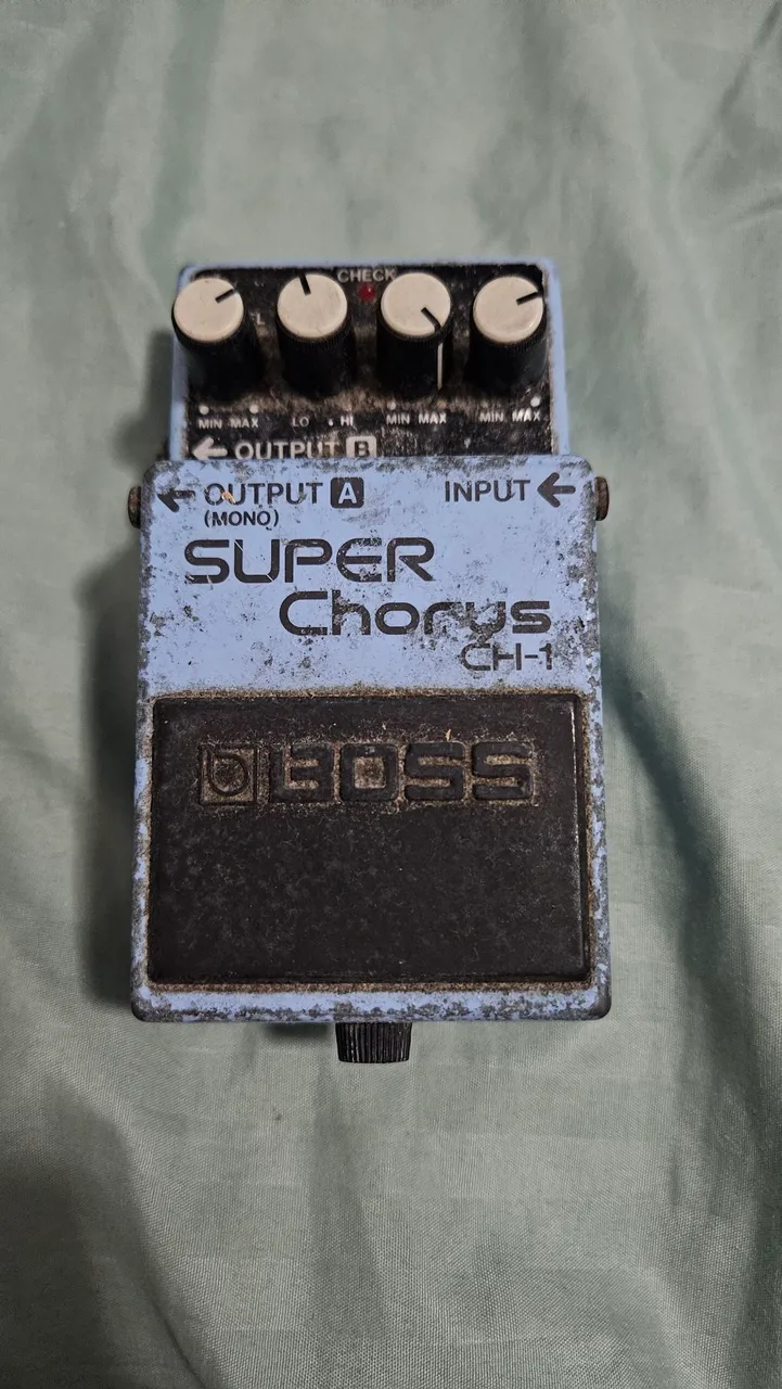 Pedal Boss Distortion DS-1 Clássico - Instrumentos musicais