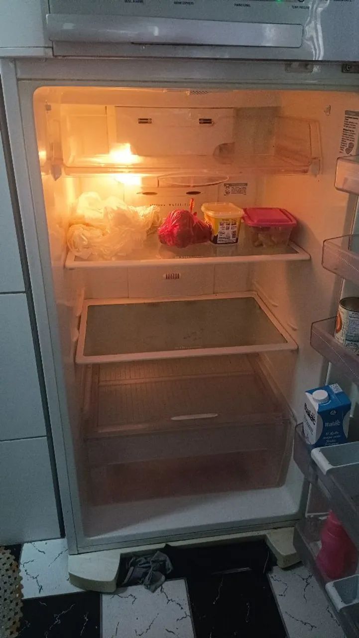 Geladeira Electrolux grande  - Foto 3