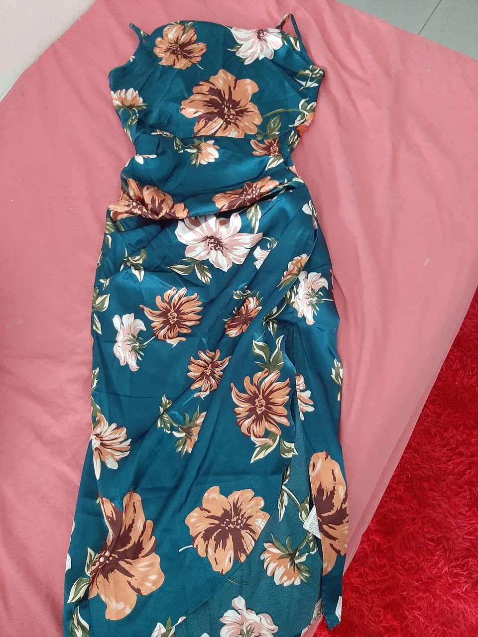 Vestido cetim verde shein PP - Foto 2