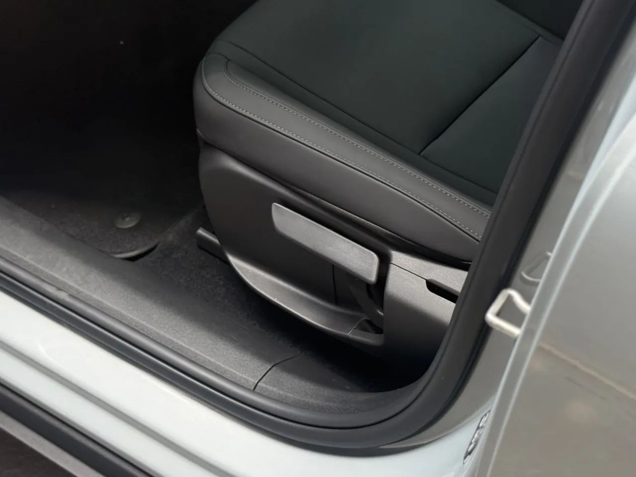 Volvo EX30 E60 Core (elétrico) 2024 - Foto 2