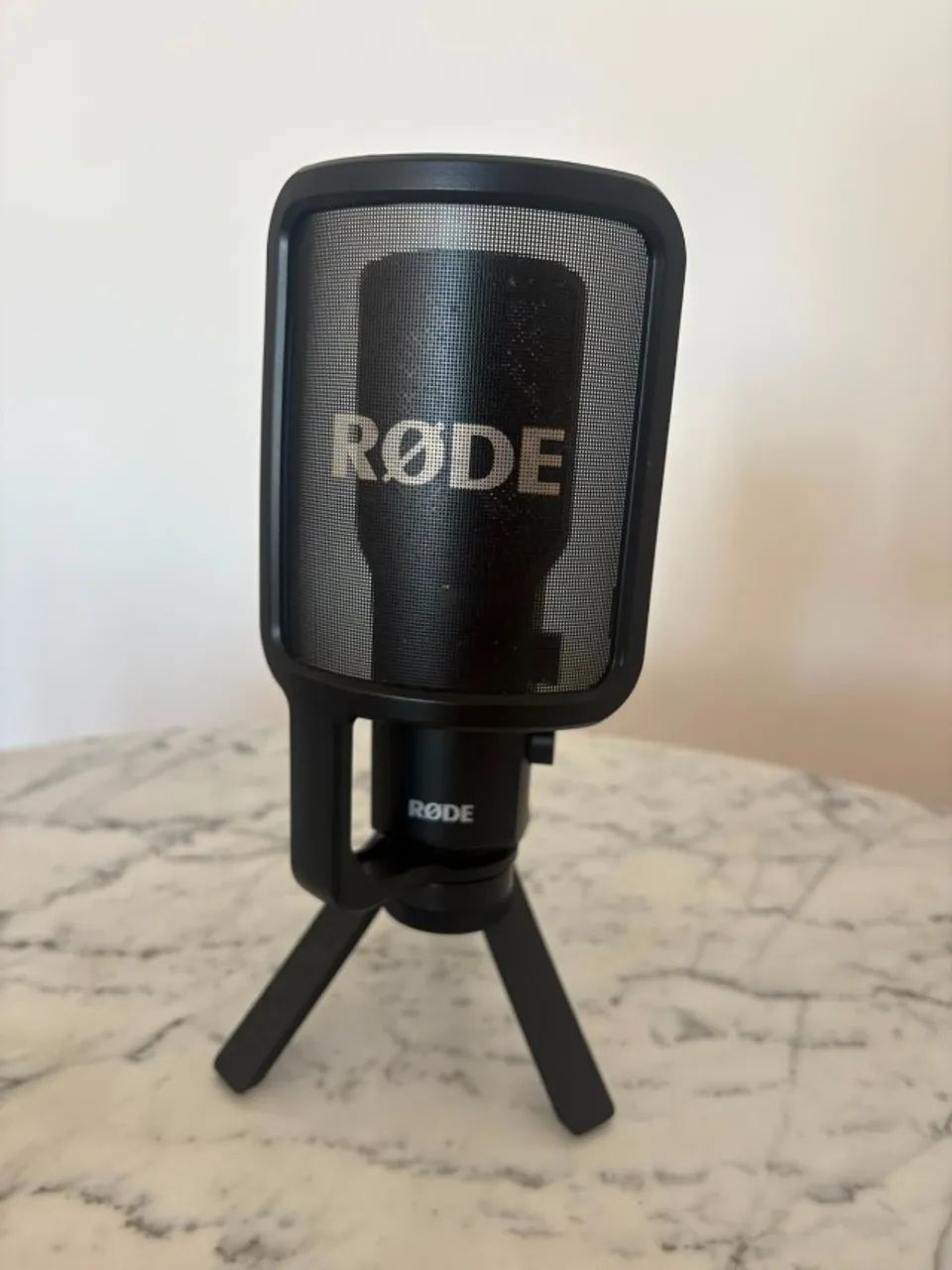 Røde NT_USB, microfone de estúdio  (completo com tripé) - Foto 2