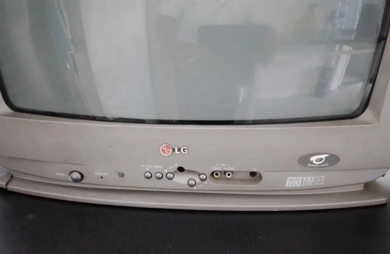 TV LG 20 POLEGADAS.  - Foto 2