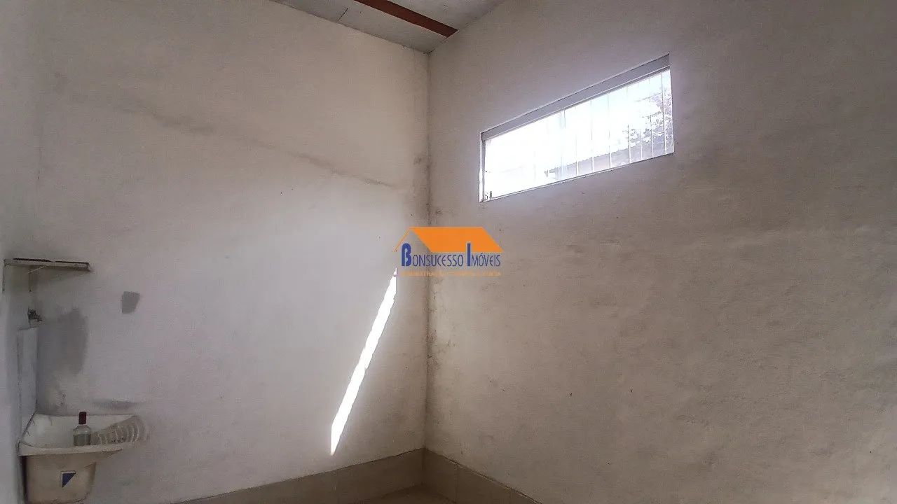 Loja comercial com sala, cozinha e banheiro no Santa Terezinha - Foto 3