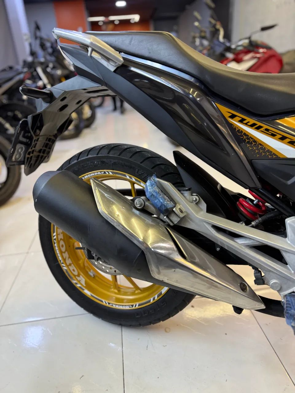 HONDA CB250F TWISTER 250 ABS 2020 - Foto 3