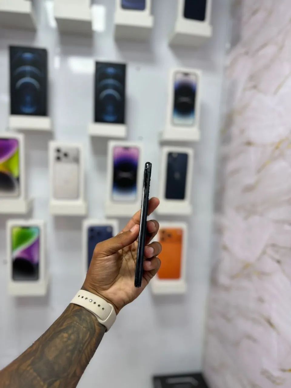 IPHONE 11 PRO MAX 64GB TELA E BATERIA  - Foto 2
