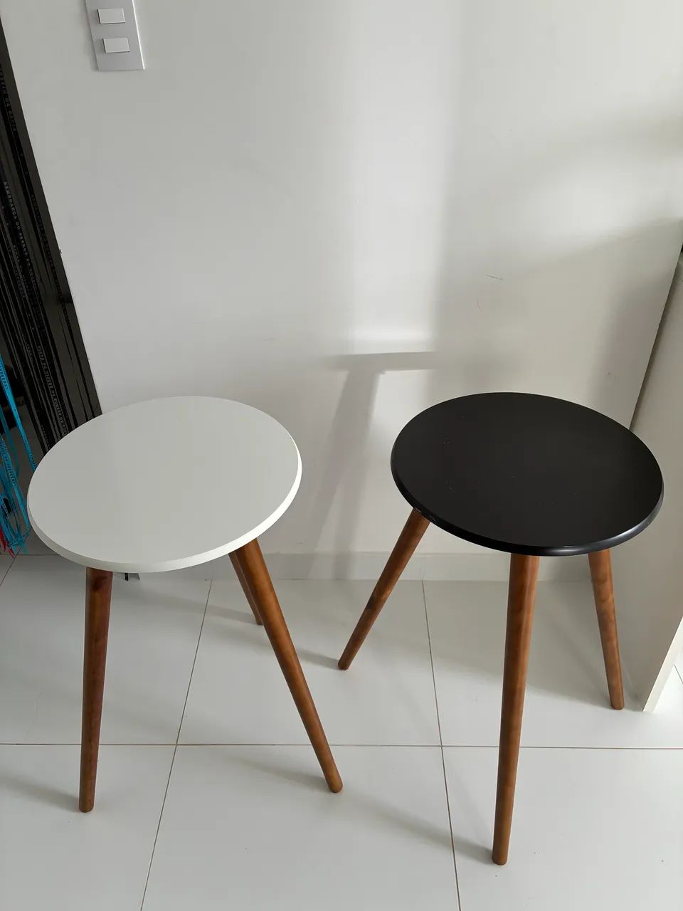 Par de mesinhas altas de canto suporte sala quarto decora - Foto 3