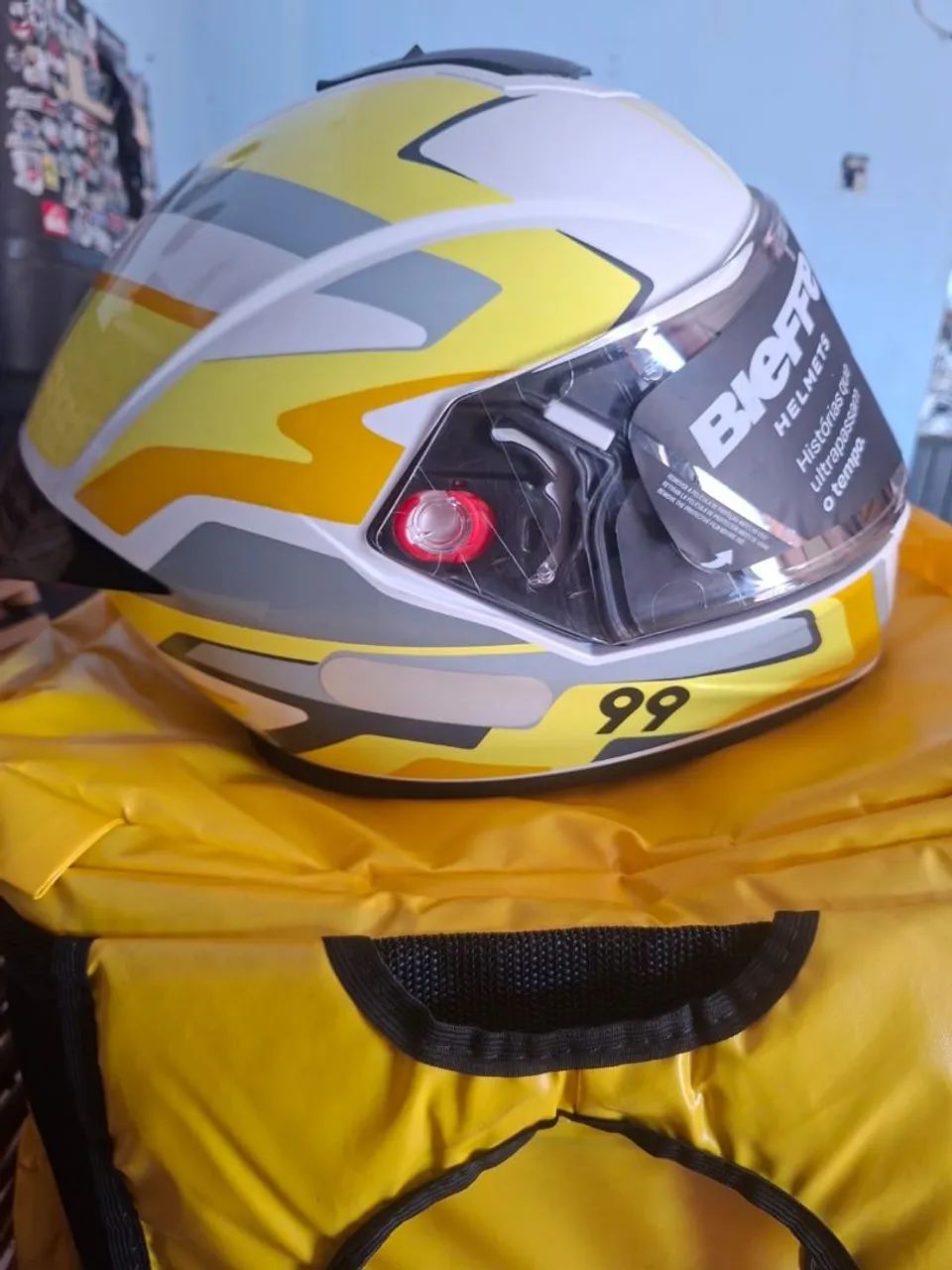 Capacete 99 - Foto 3