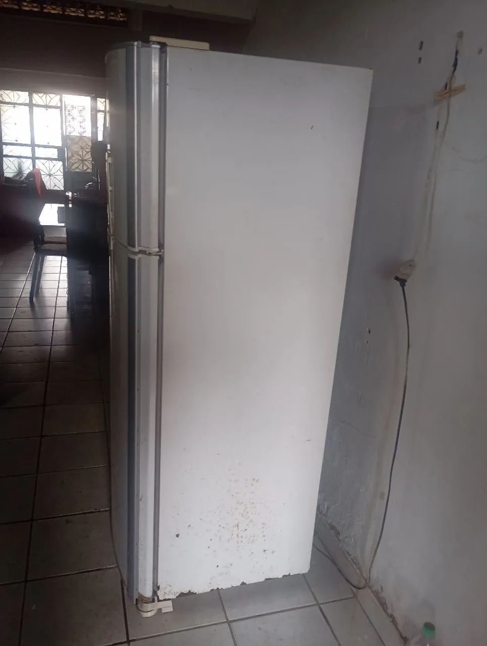 Geladeira com defeito  - Foto 2