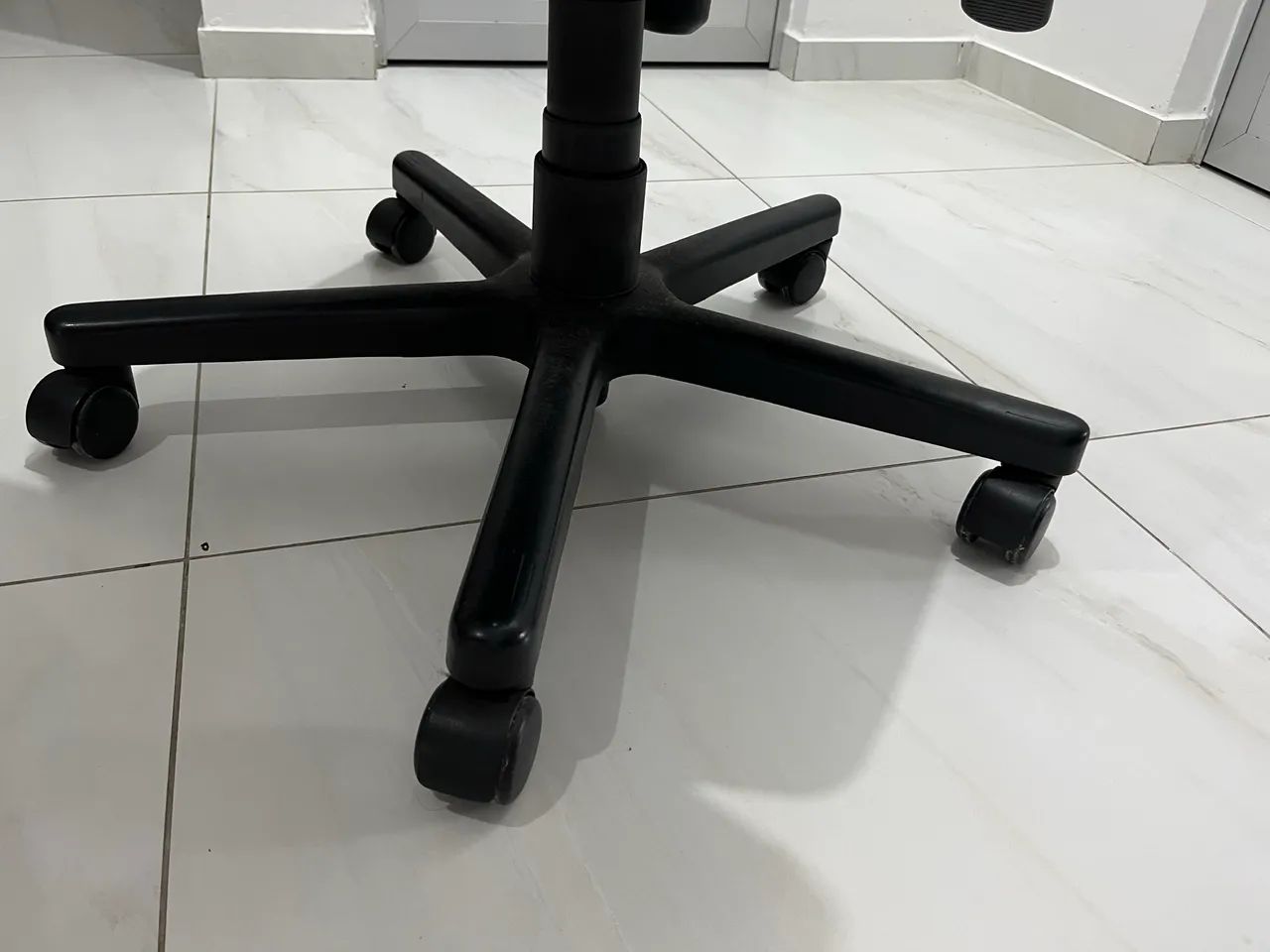 Cadeira Escritório Tipo Gerente Home Office  - Foto 3