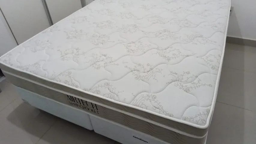 CAMA QUEEN - ESTADO DE NOVO R$ 1.200 - Foto 2