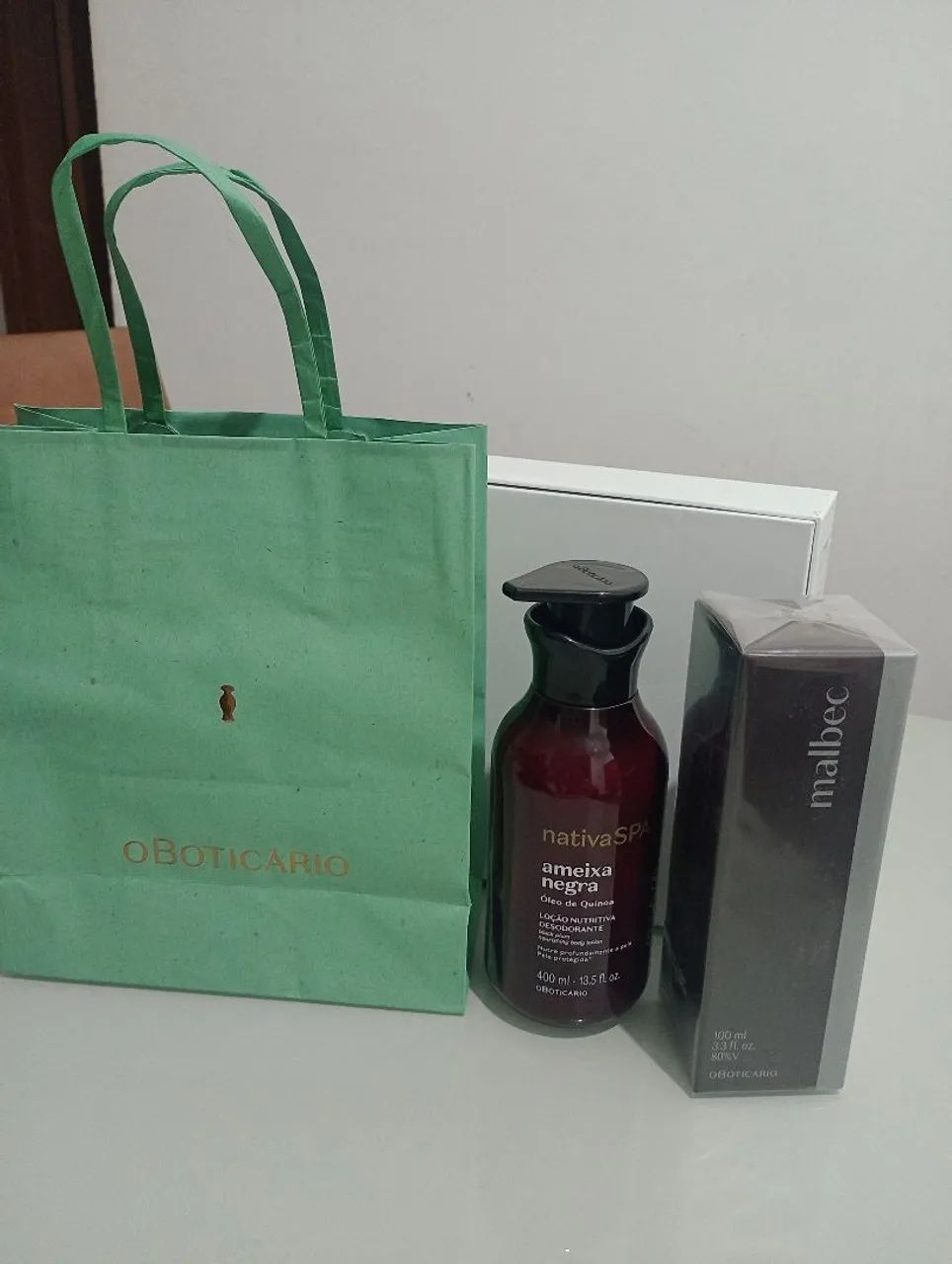 Perfume e Hidratante Boticário 