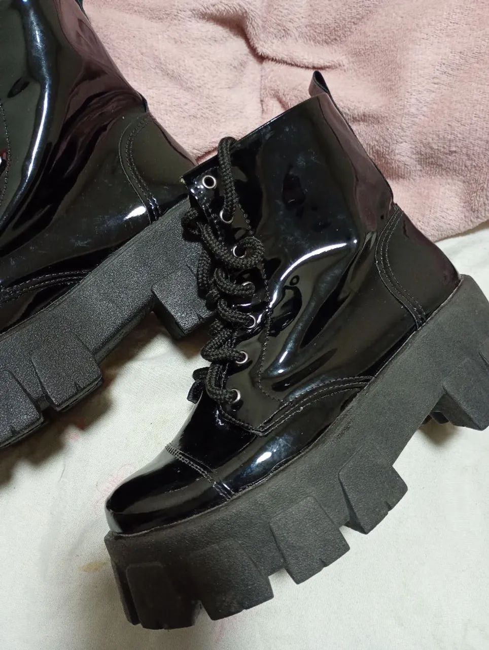 Bota Coturno Tratorada Preto Verniz  - Foto 3