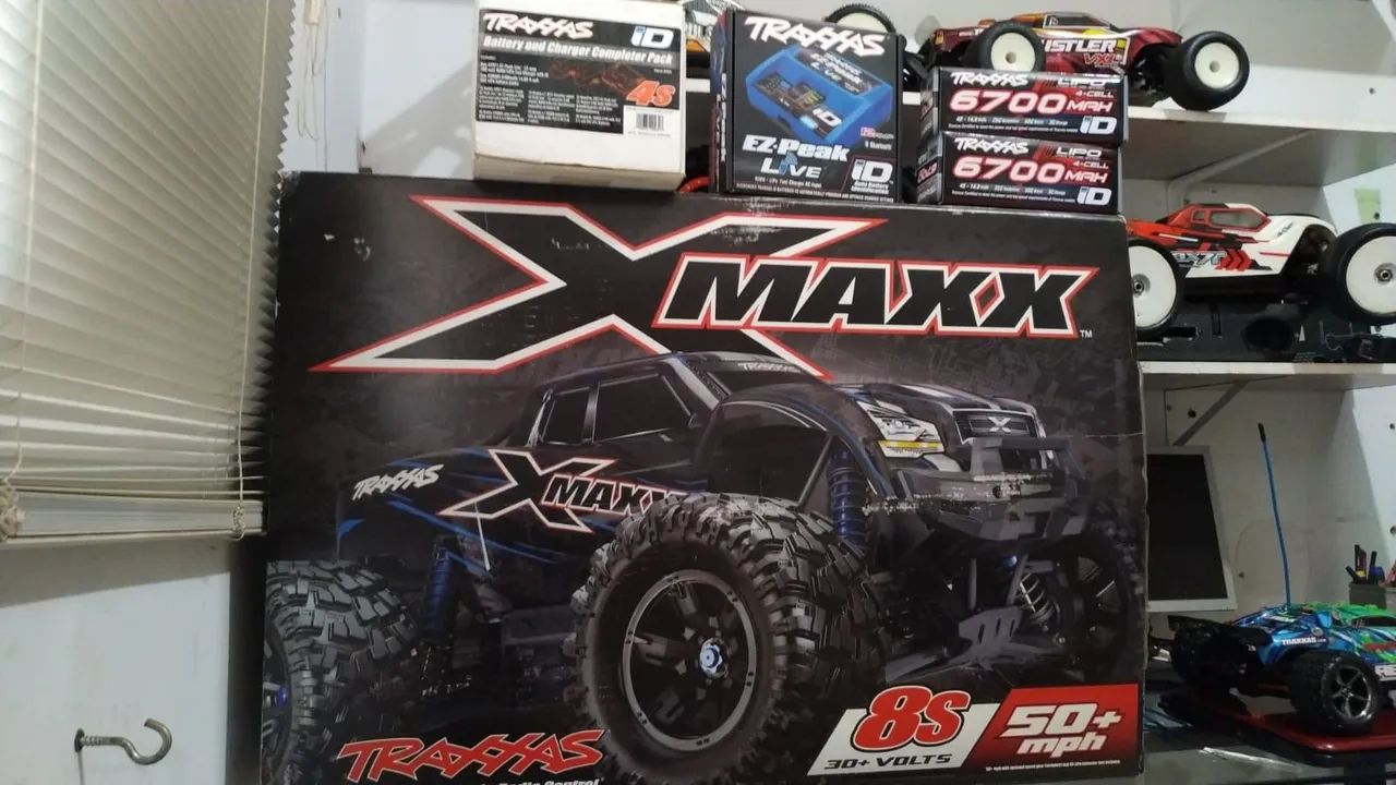 Automodelo Traxxas xmaxx 8s completa de tudo. - Foto 4
