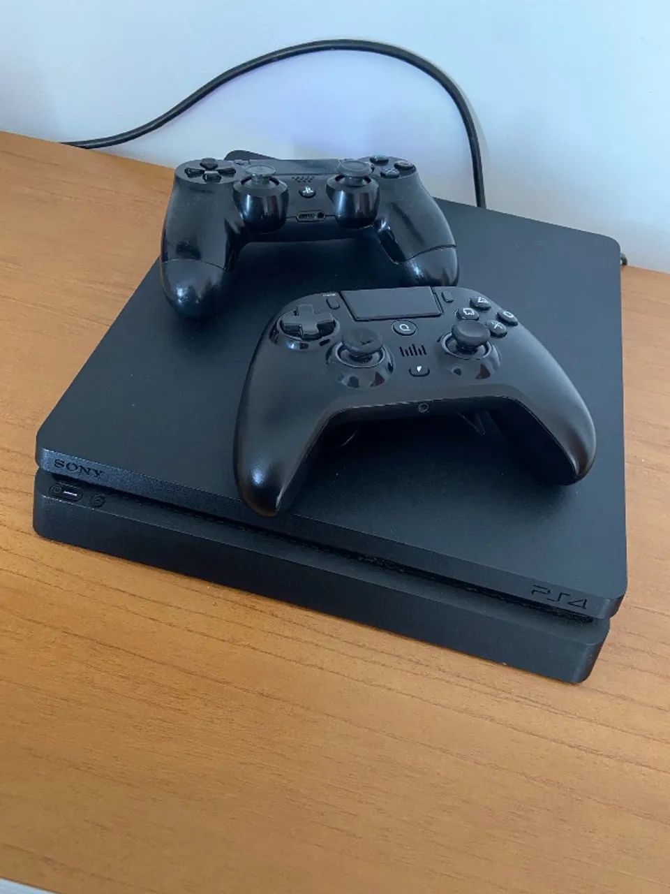 PS4 slim 1 TERÁ 