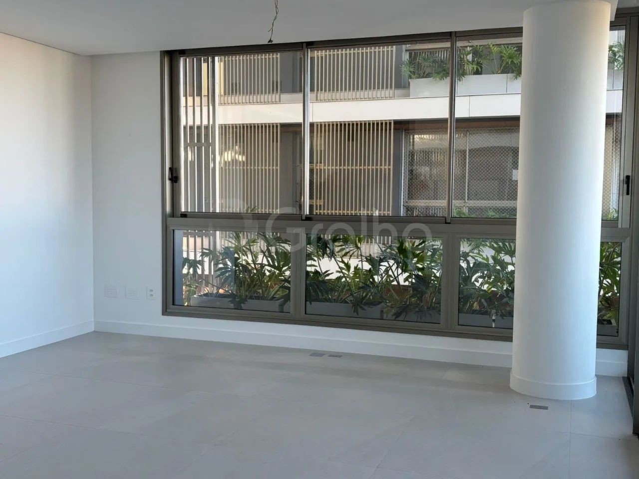 Apartamento com 208.89 m² com 3 suites em Jurerê, Florianópolis - Foto 2