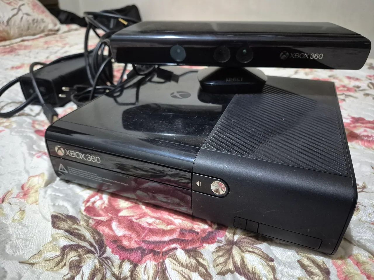 Xbox 360 + Kinect - ORIGINAL  - Foto 2