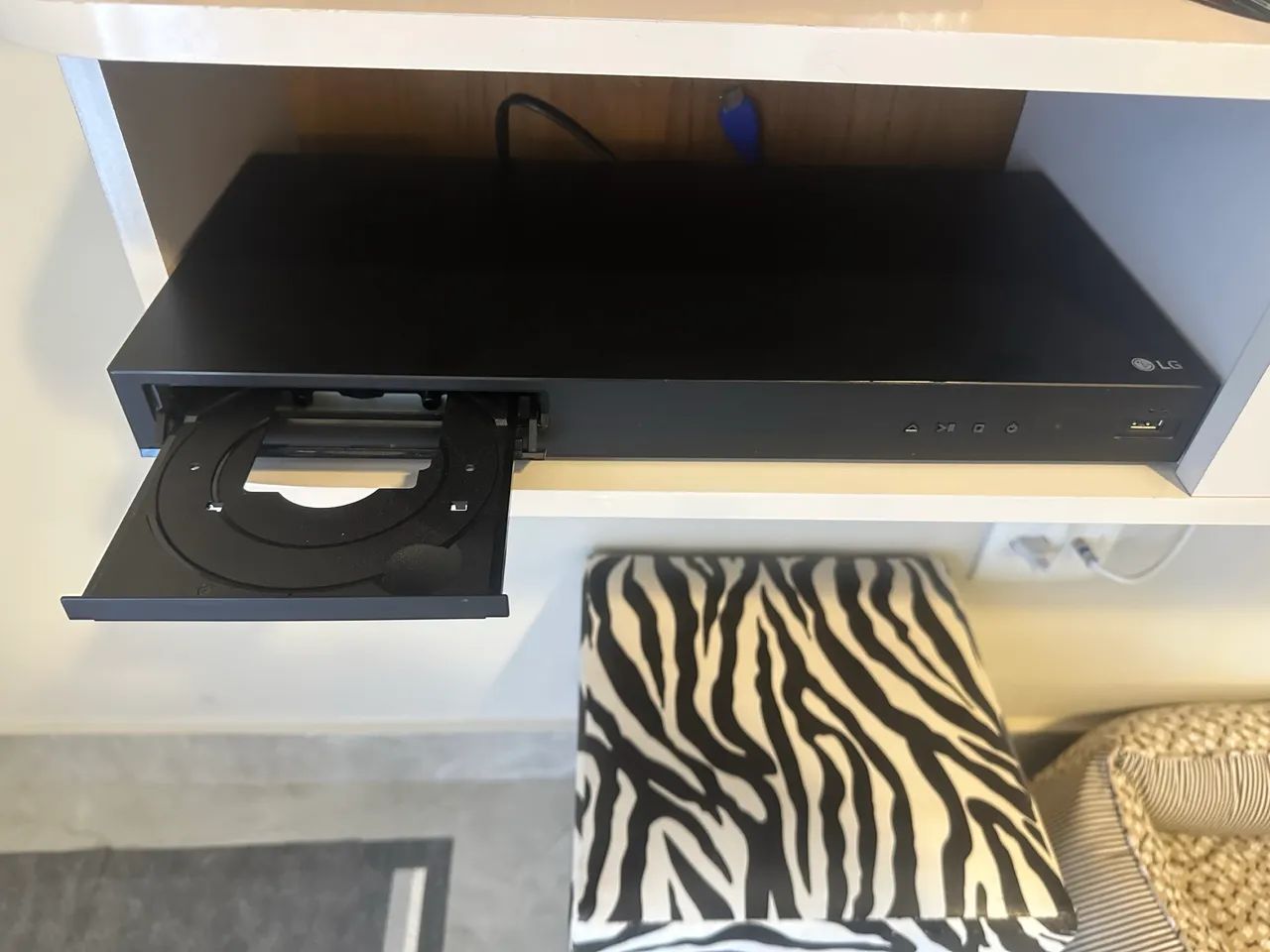 BLU-RAY PLAYER 4K LG UBKM9  - Foto 4