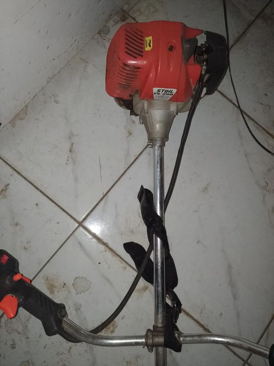Roçadeira barata 