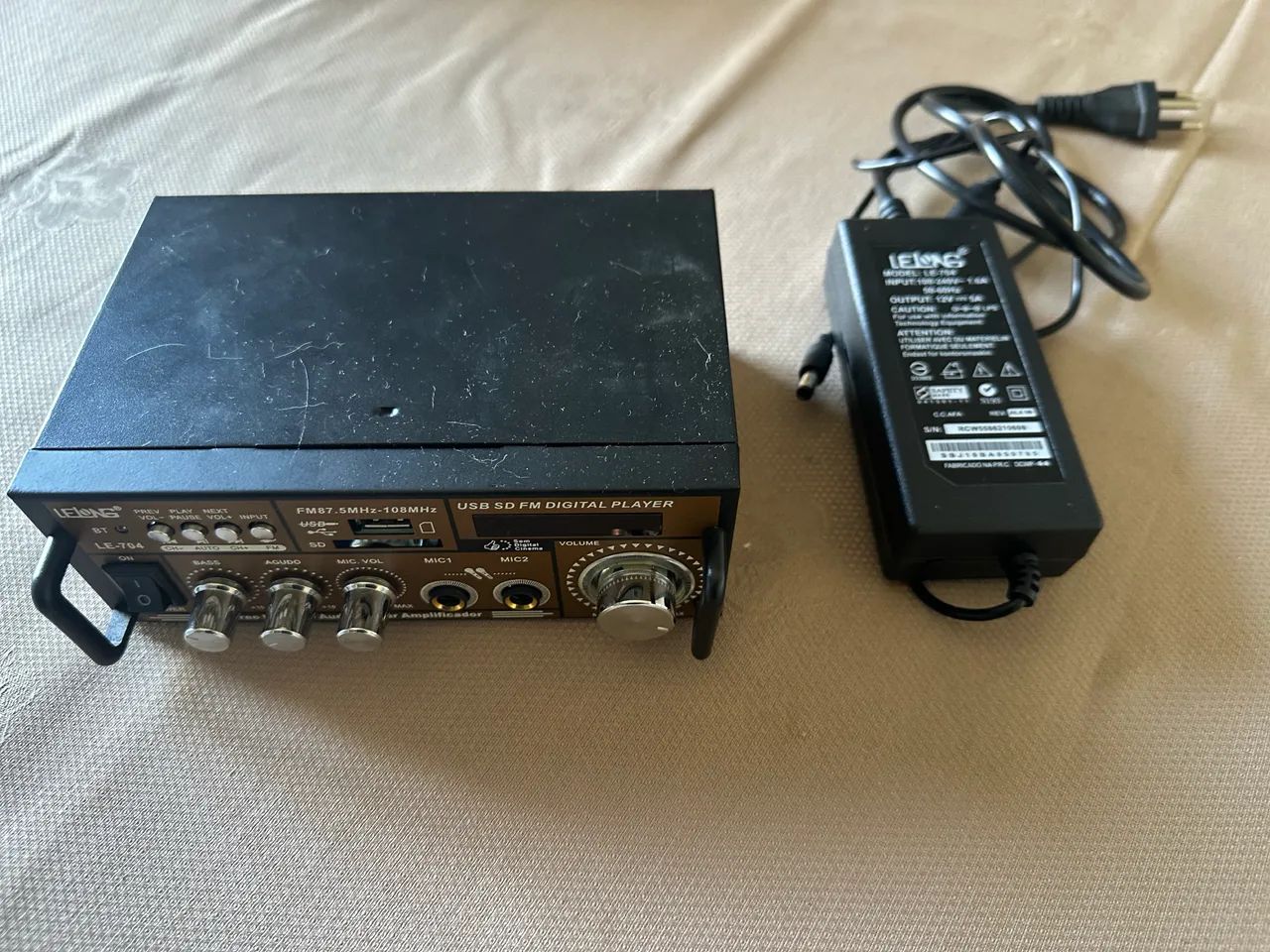 Mini Amplificador Lelong LE-704 - Foto 2