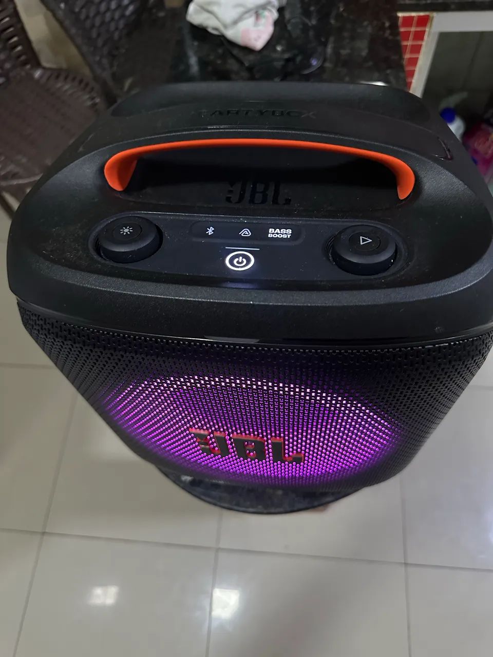 Jbl encore essential 2 meses de uso 