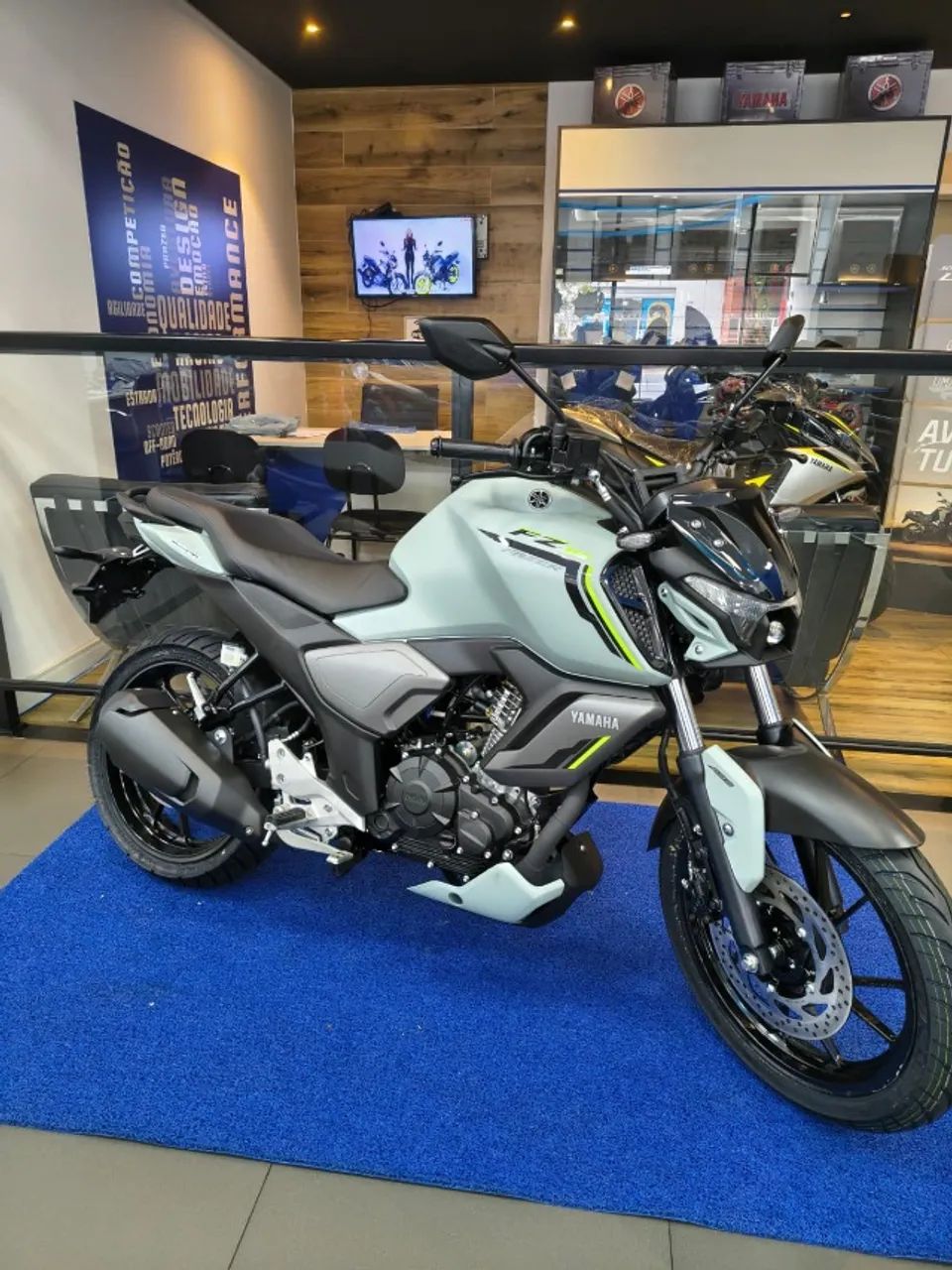 FZ15  2026/2027 LEANDRO