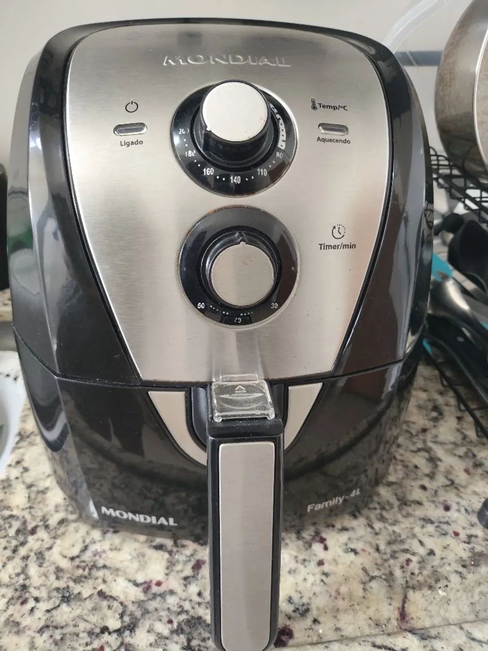 VENDO ELETROS SEMI NOVOS MOTIVO DE MUDANÇA