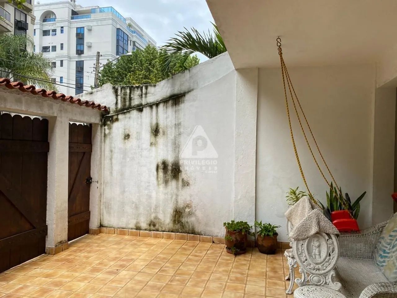 Casa Duplex com 3 Quartos no Posto 6 Barra da Tijuca - Foto 2