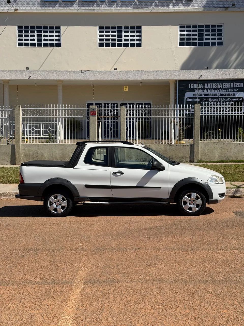Fiat Strada Working Celeb.1.4 Fire Flex 8V CD 2013 - Foto 3