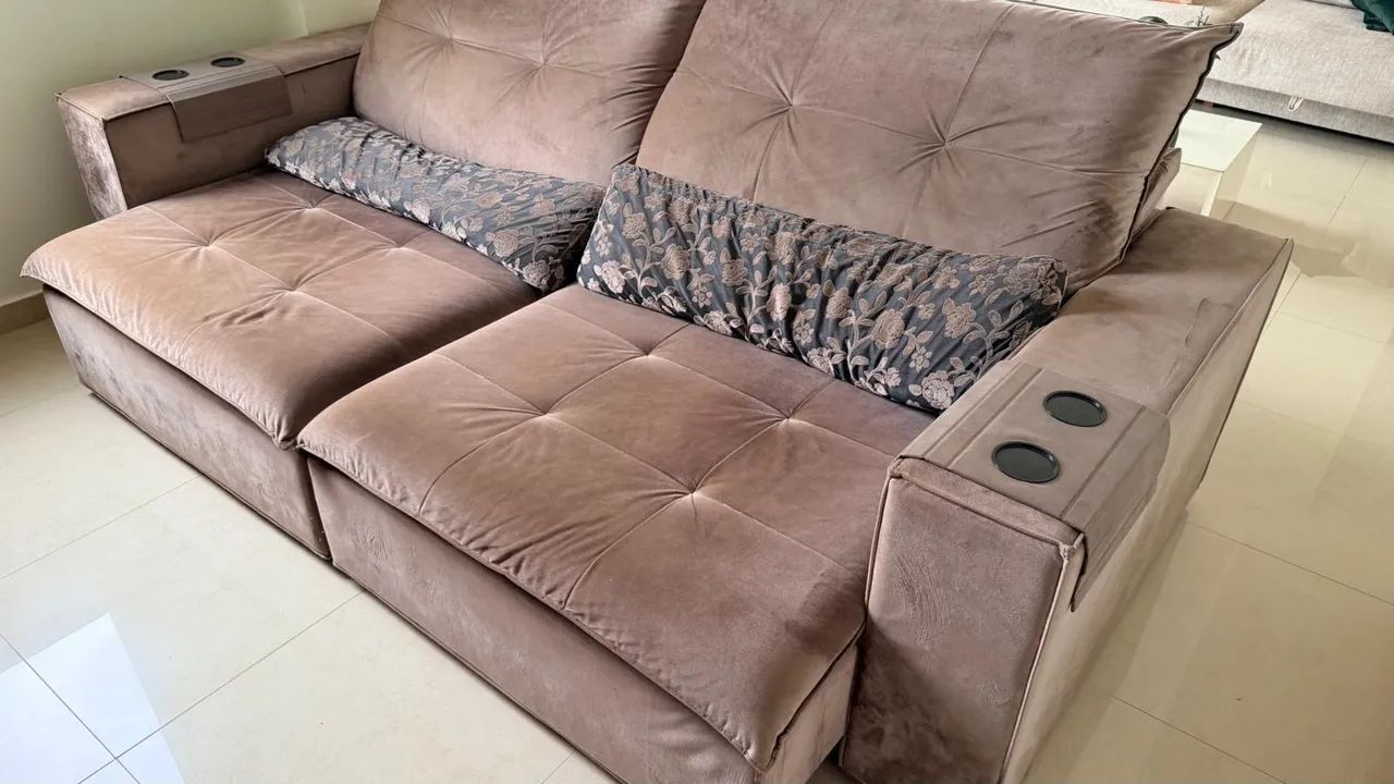 Conjunto de Sofás + 2 Poltronas Giratórias | Excelente Estado - Foto 2