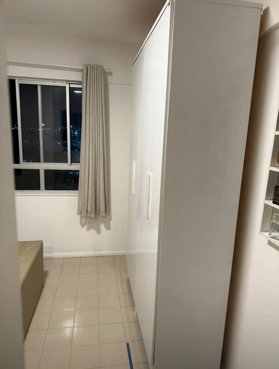 Vendo guarda roupa branco  - Foto 3