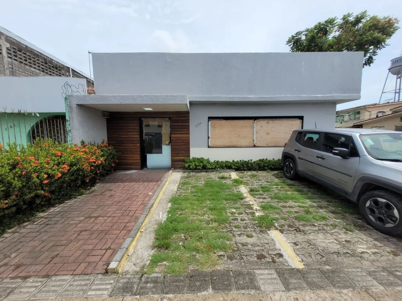 Casa Comercial