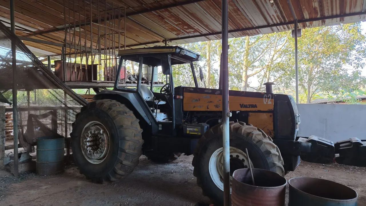 trator bh 180  - Foto 3