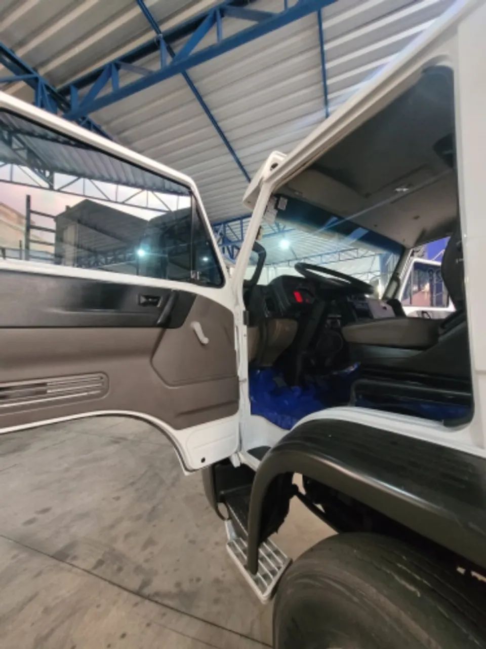 Caminhão VW 13.190 Worker com Munck Rodomaq - Foto 9