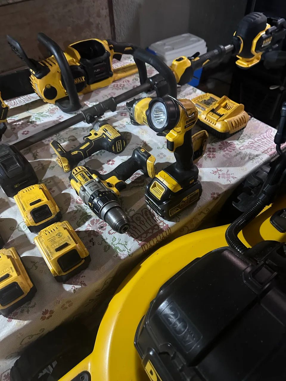 Herramientas Dewalt con batería: vendo o cambio