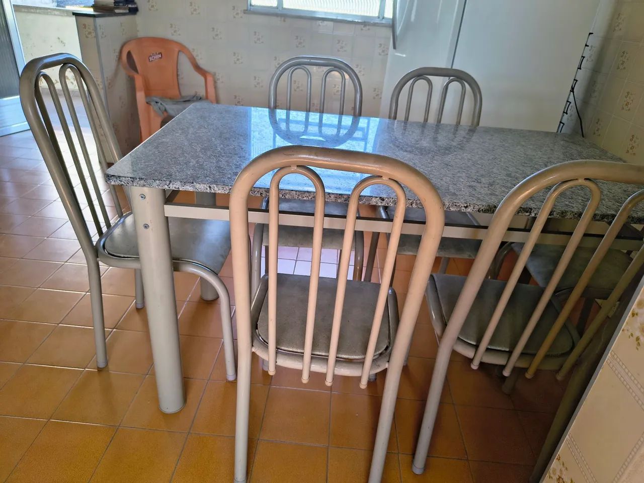 Mesa de granito 6 cadeiras  - Foto 2