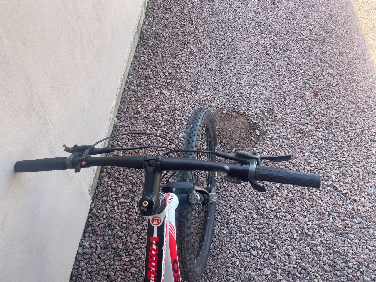 Bicicleta aro 29 8v freio hidráulico  - Foto 2