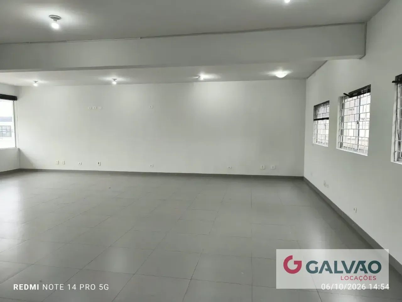 Sala/Conjunto Comercial para alugar em Uberaba, Curitiba - Edifício Comercial Santa Barbar - Foto 5