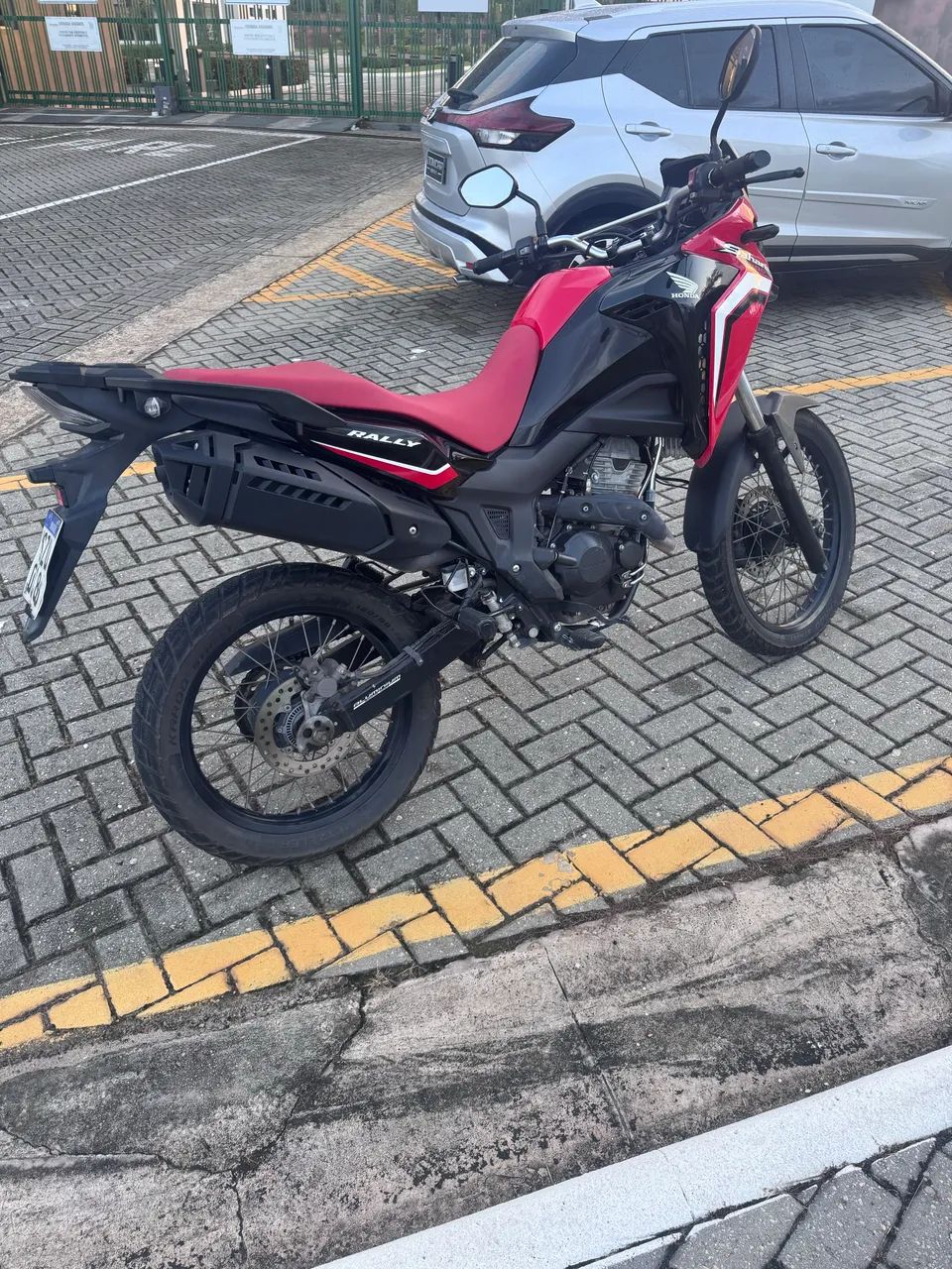 Sahara 300 2025 zero  - Foto 3