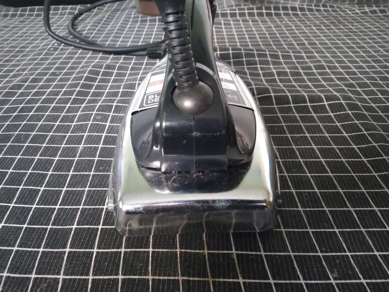 Ferro de Passas a Seco Black + Decker 127V - Foto 5
