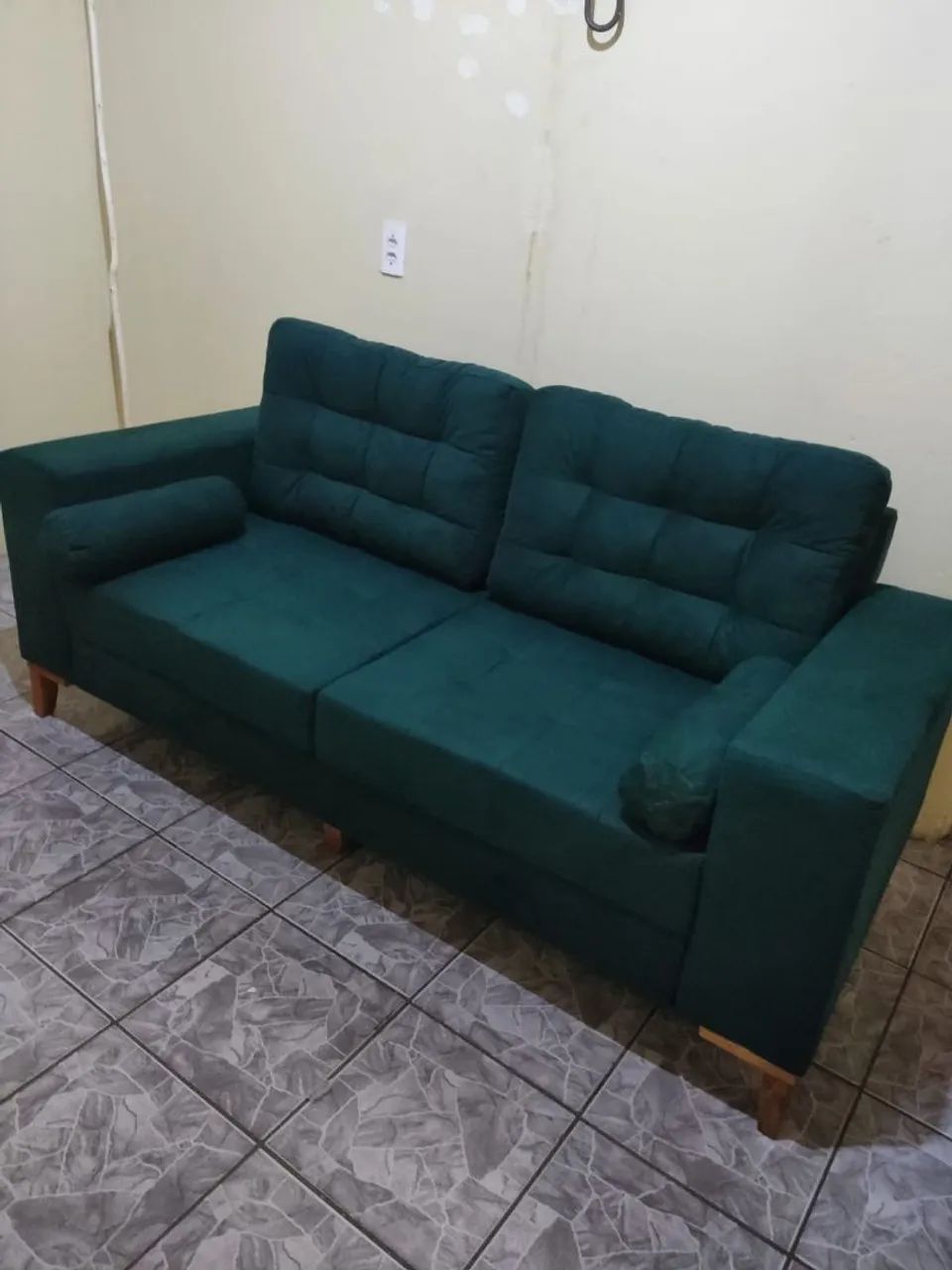 Sofá Retrô Luxo (Mega Oferta) - Foto 2