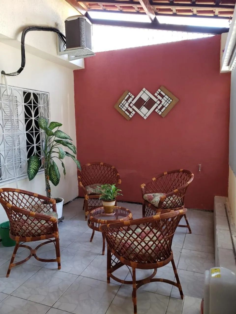 Vende Casa ? OPORTUNIDADE NO MONTESE - AMPLA E BEM LOCALIZADA! - Foto 3