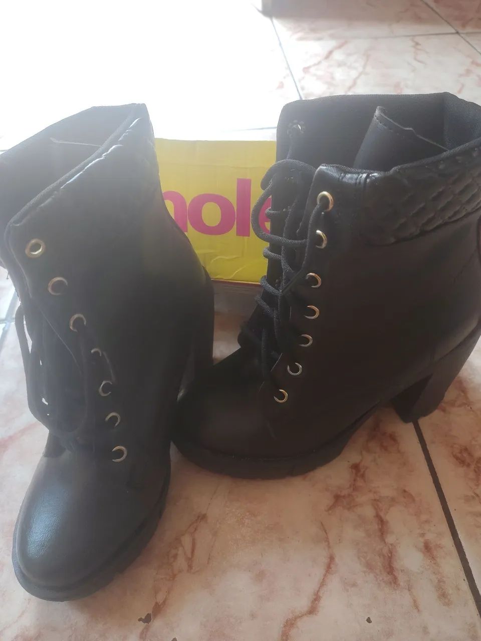 Sapatos femininos  - Foto 2