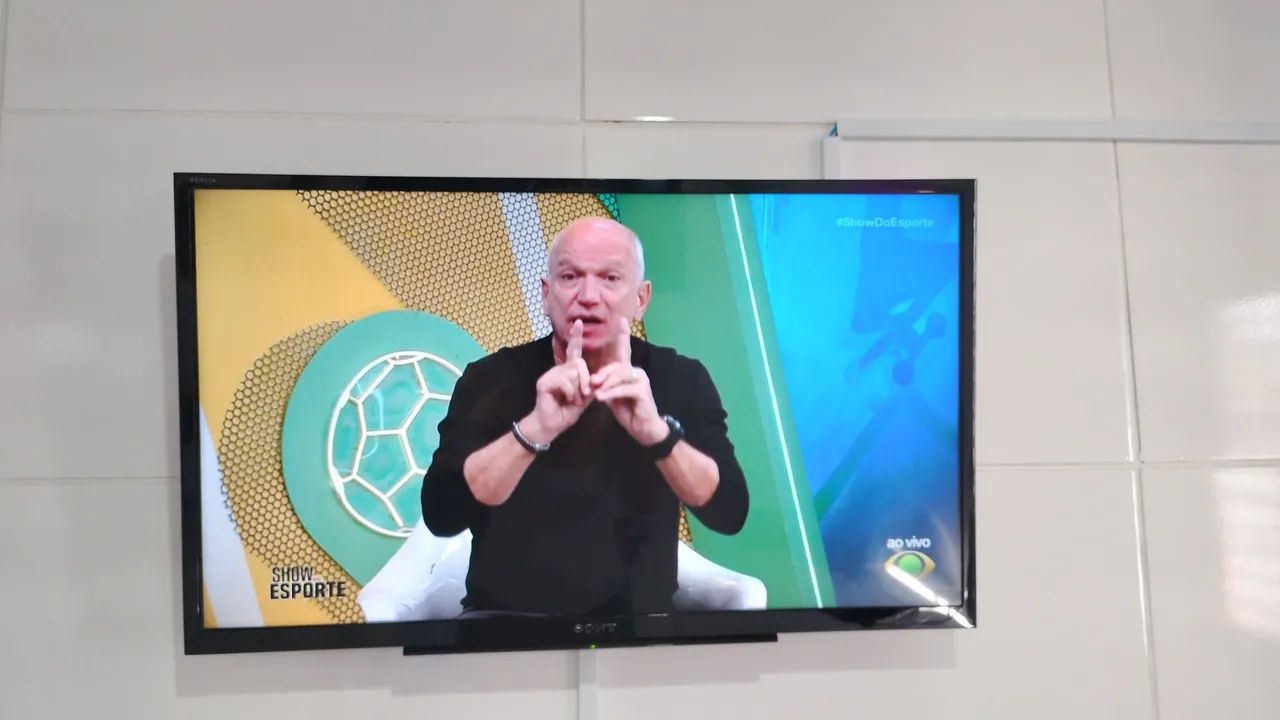 Tv 32 ( não é smart) 600,00 - Foto 3